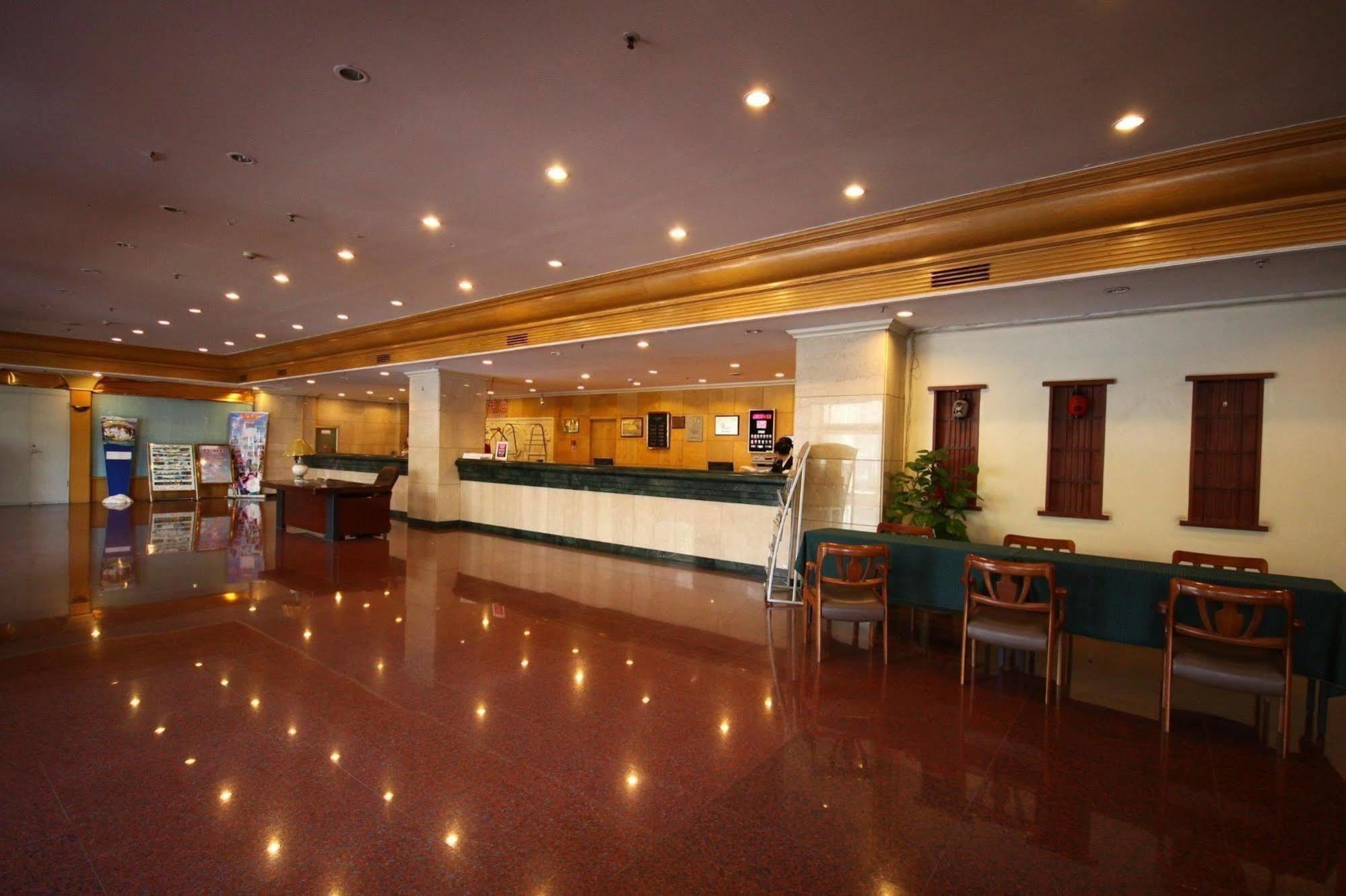 Hampton By Hilton Dalian Zhongshan Eksteriør bilde